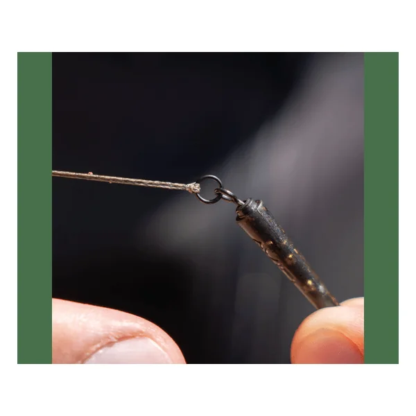 Avid Carp Outline FleckTone Long Bag Stem - Ring Swivel Camo - Imagen 3