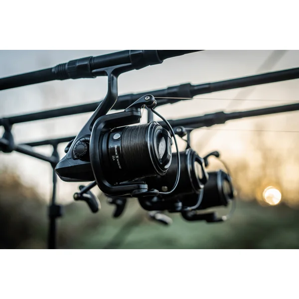BLACK WIDOW 25A - Carrete para carpa - Imagen 2