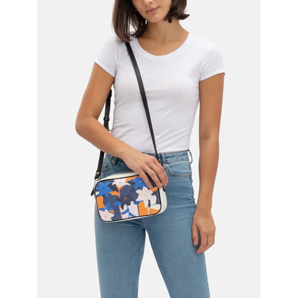 Bolso Compacto de Cuero Personalizado - Imagen 5