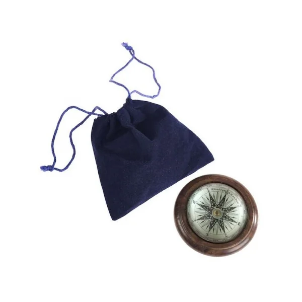 Brújula con lente de aumento