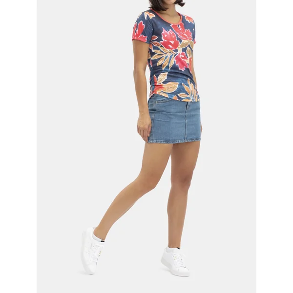 Camiseta ajustada personalizada para mujer