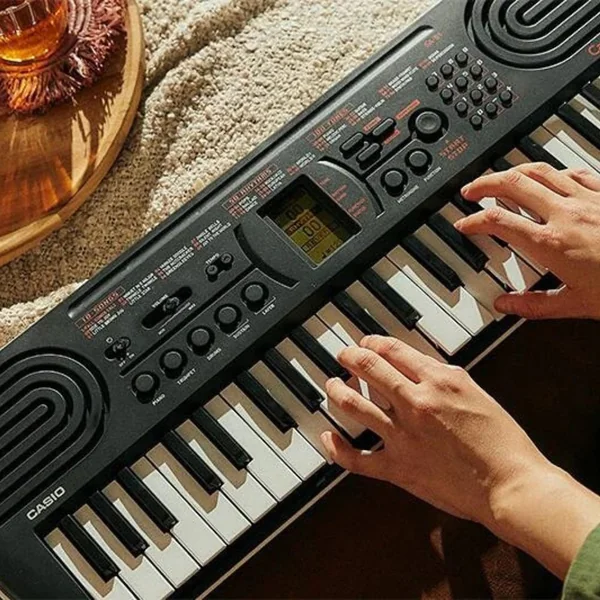 Casio Casiotone Teclado Mini Digital SA-81 - Imagen 3