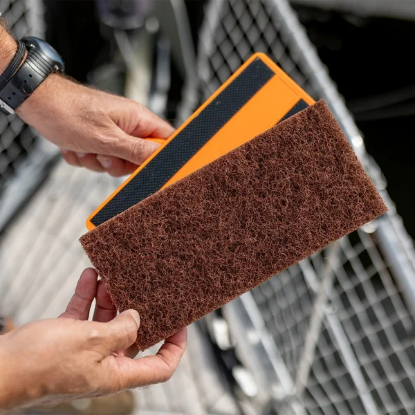 Coarse Scrubpad Marrón Pack 2 Deckmate DM252 - Imagen 2