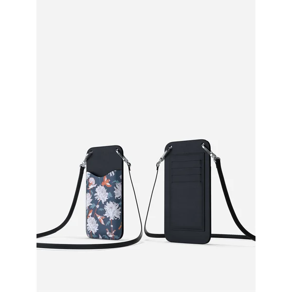 Funda de Cuero con Correa Personalizada - Imagen 7