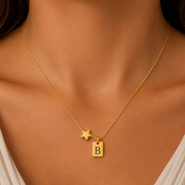 H&Co Collar de Cadena Plaquita Inicial B