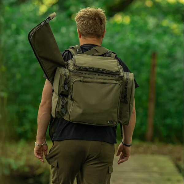 Mochila Compacta de Acero Inoxidable - Imagen 4