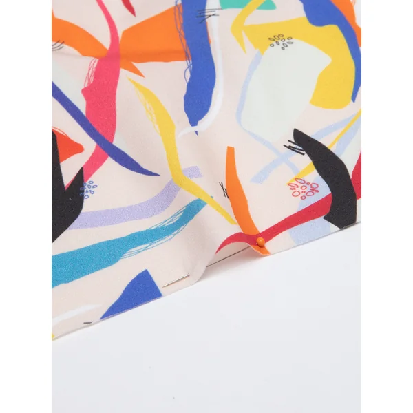 Popelina de algodón orgánico con estampado personalizado.
