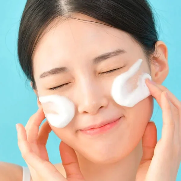 Round Lab 1025 Dokdo Cleanser 150ml - Imagen 2