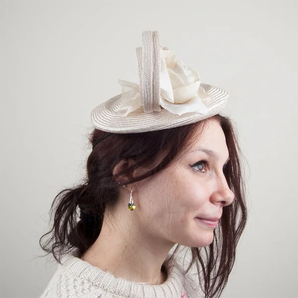Sombrero Pillbox Amelie de Whiteley - Beige - Imagen 2